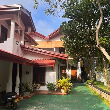 Ceylonima Home Stay Anuradhapura Ngoại thất bức ảnh