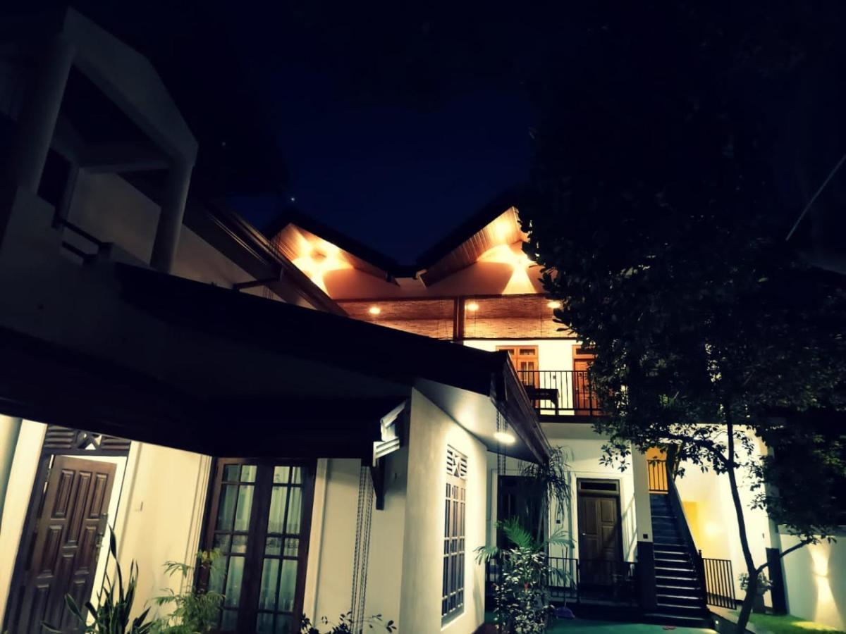 Ceylonima Home Stay Anuradhapura Ngoại thất bức ảnh