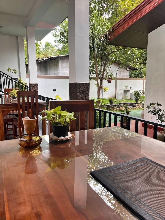 Ceylonima Home Stay Anuradhapura Ngoại thất bức ảnh