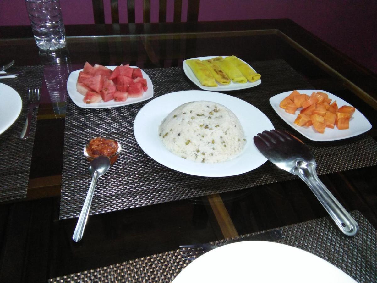 Ceylonima Home Stay Anuradhapura Ngoại thất bức ảnh