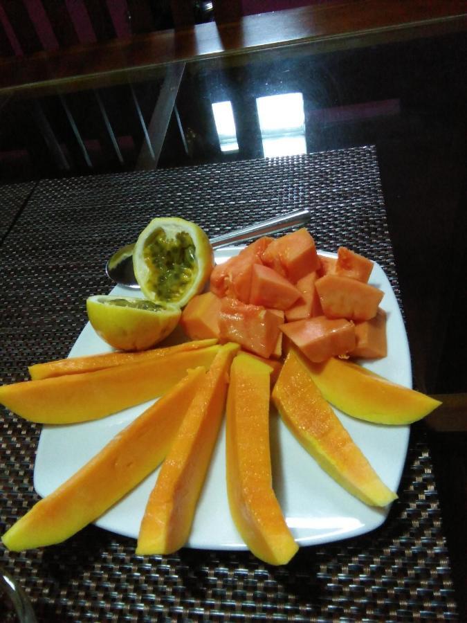 Ceylonima Home Stay Anuradhapura Ngoại thất bức ảnh