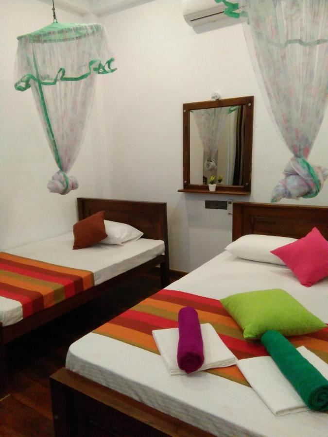 Ceylonima Home Stay Anuradhapura Ngoại thất bức ảnh
